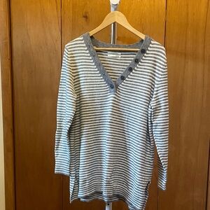 Anthropologie Gray and White Striped V-Neck Sweatshirt